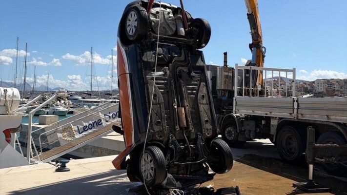 Auto finisce in mare nel Trapanese: a bordo due persone