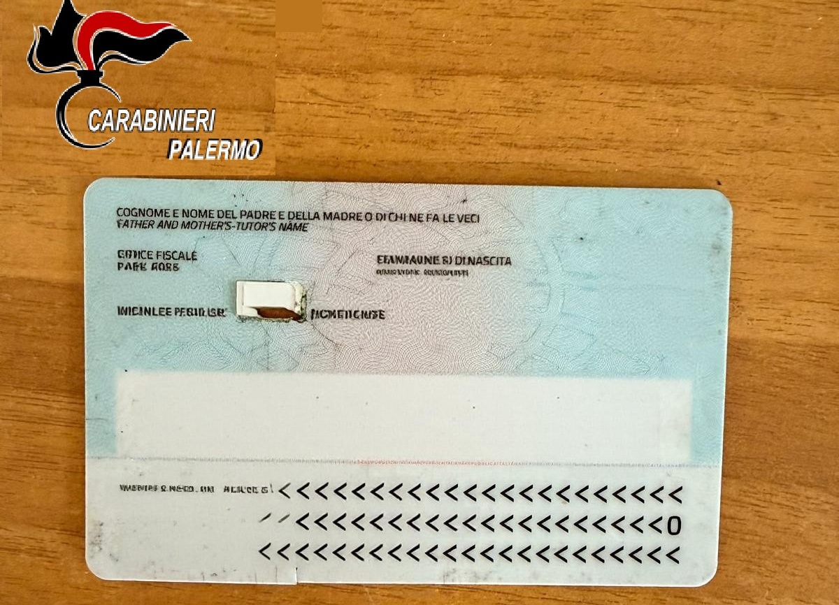 Va dai carabinieri per denunciare uno smarrimento, ma il documento lo tradisce: 33enne nei guai