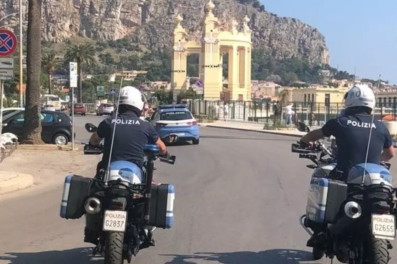 Mondello, 18enne picchiato fuori da un locale: misure cautelari per due minorenni