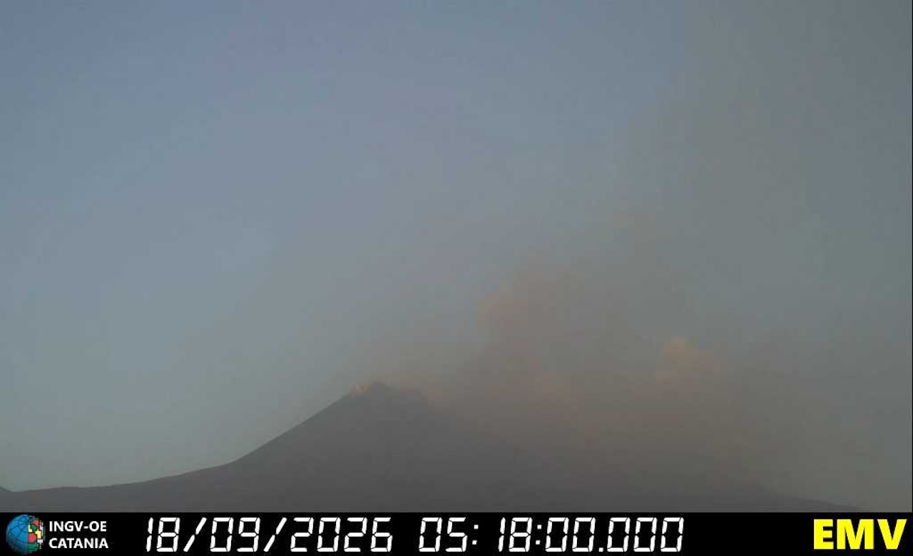 Etna, attività esplosiva in diminuzione: Vona da rosso ad arancione