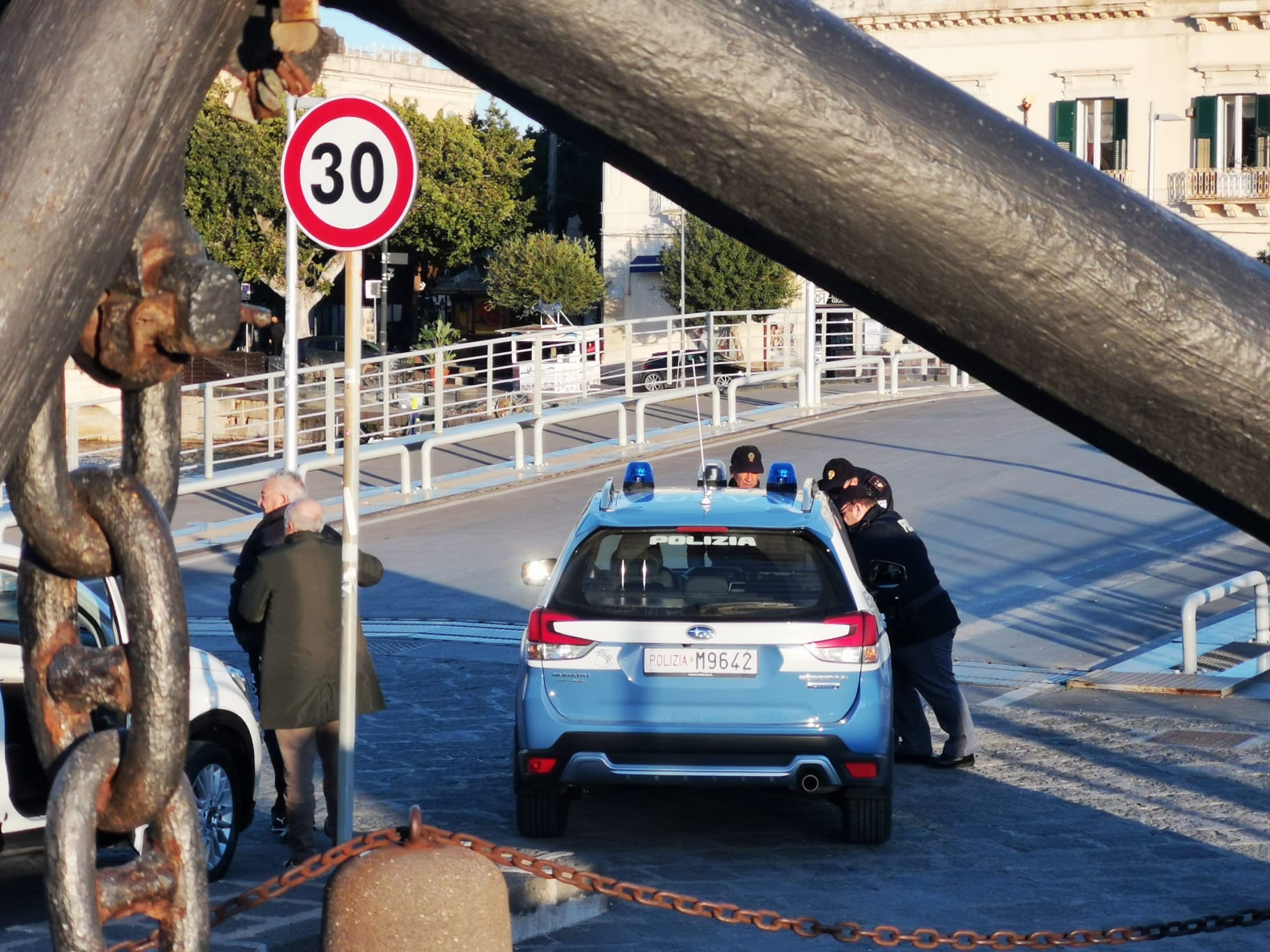 Siracusa, controlli a tappeto tra Ortigia e Borgata: nel mirino barche turistiche, Ape calessini e attività di noleggio