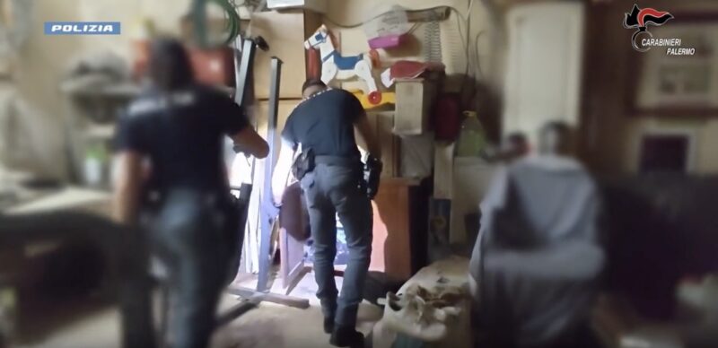 Palermo, otto rapine a mano armata in tre mesi: due uomini in carcere – IL VIDEO