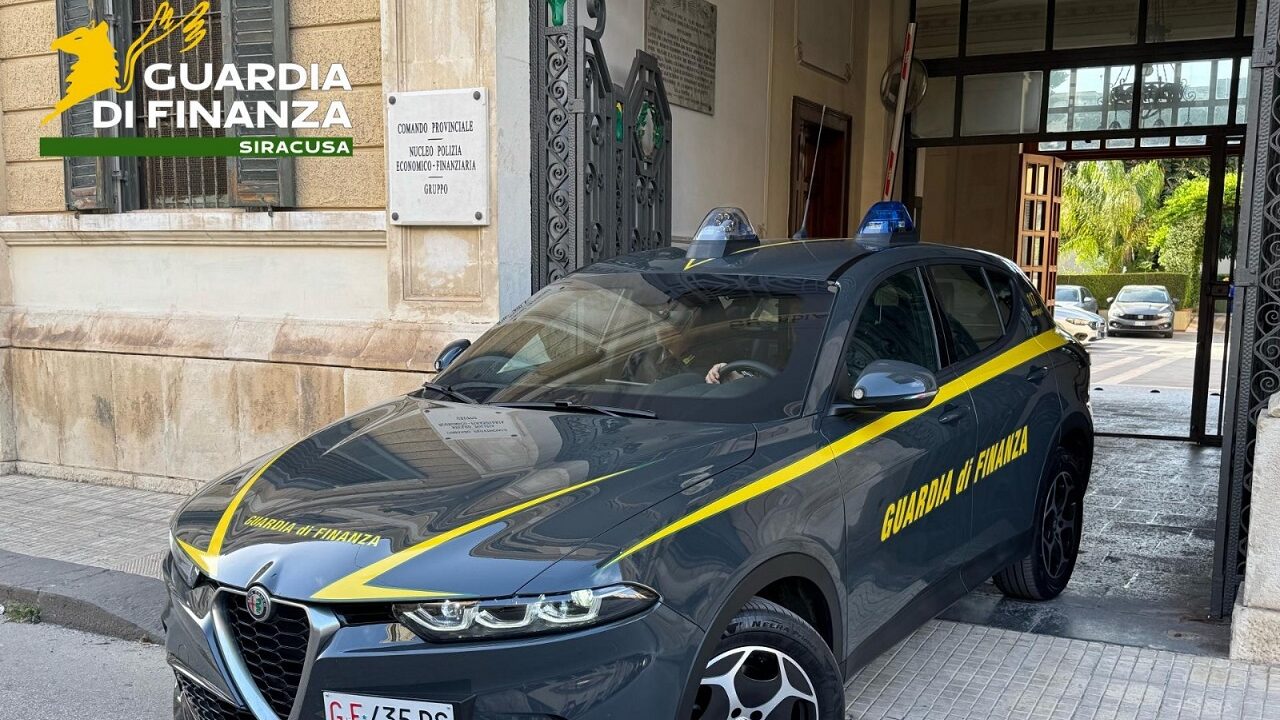 Sequestrato un parcheggio abusivo nel Siracusano: l’intervento delle autorità a Ferragosto