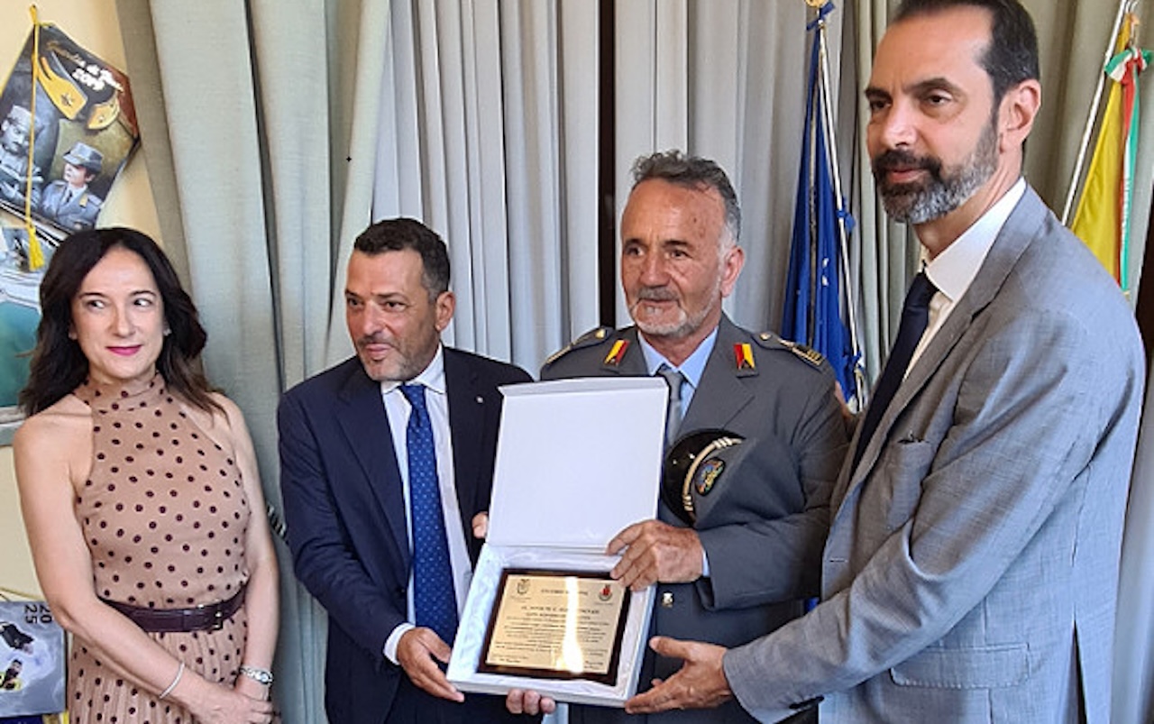 Salina, salva due escursionisti sulla falesia di Pollara: encomio a Elio Benenati