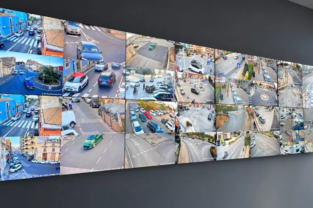 Siracusa punta sulla videosorveglianza: 132 nuove telecamere, 47 leggeranno automaticamente le targhe