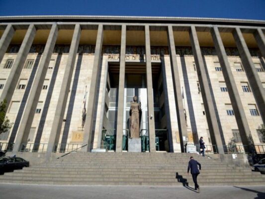 Catania, Tribunale cancella 78mila euro di debiti a un cittadino. “Una possibilità di ripartenza”