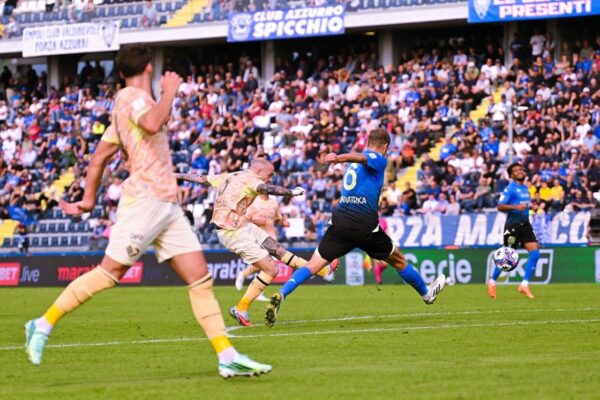 Palermo, poker da brividi a Empoli: i rosanero vincono 4-2 e restano in vetta
