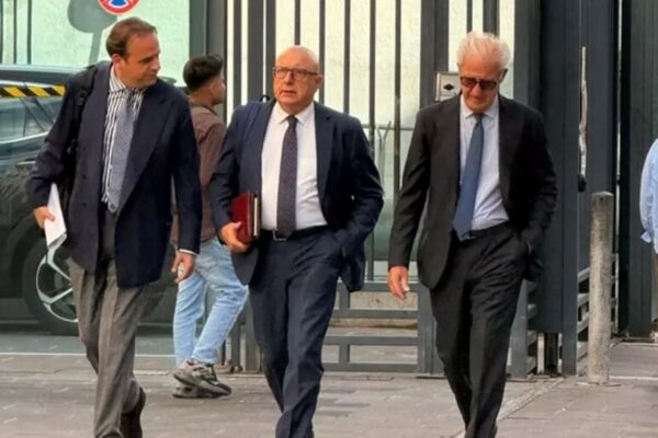 Corruzione, Armao non risponde alle domande ma rende dichiarazioni spontanee davanti al gip