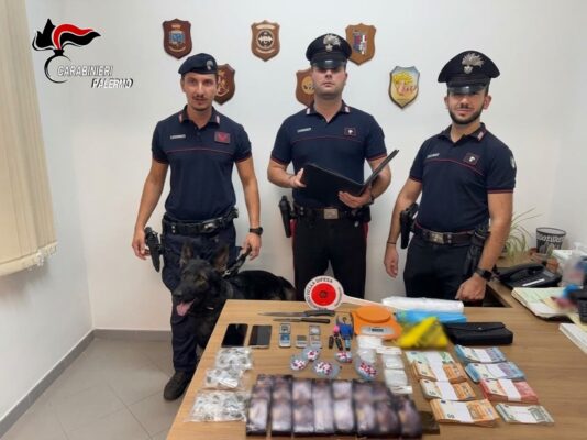 Droga nel congelatore e nell’armadio: arrestato a Palermo