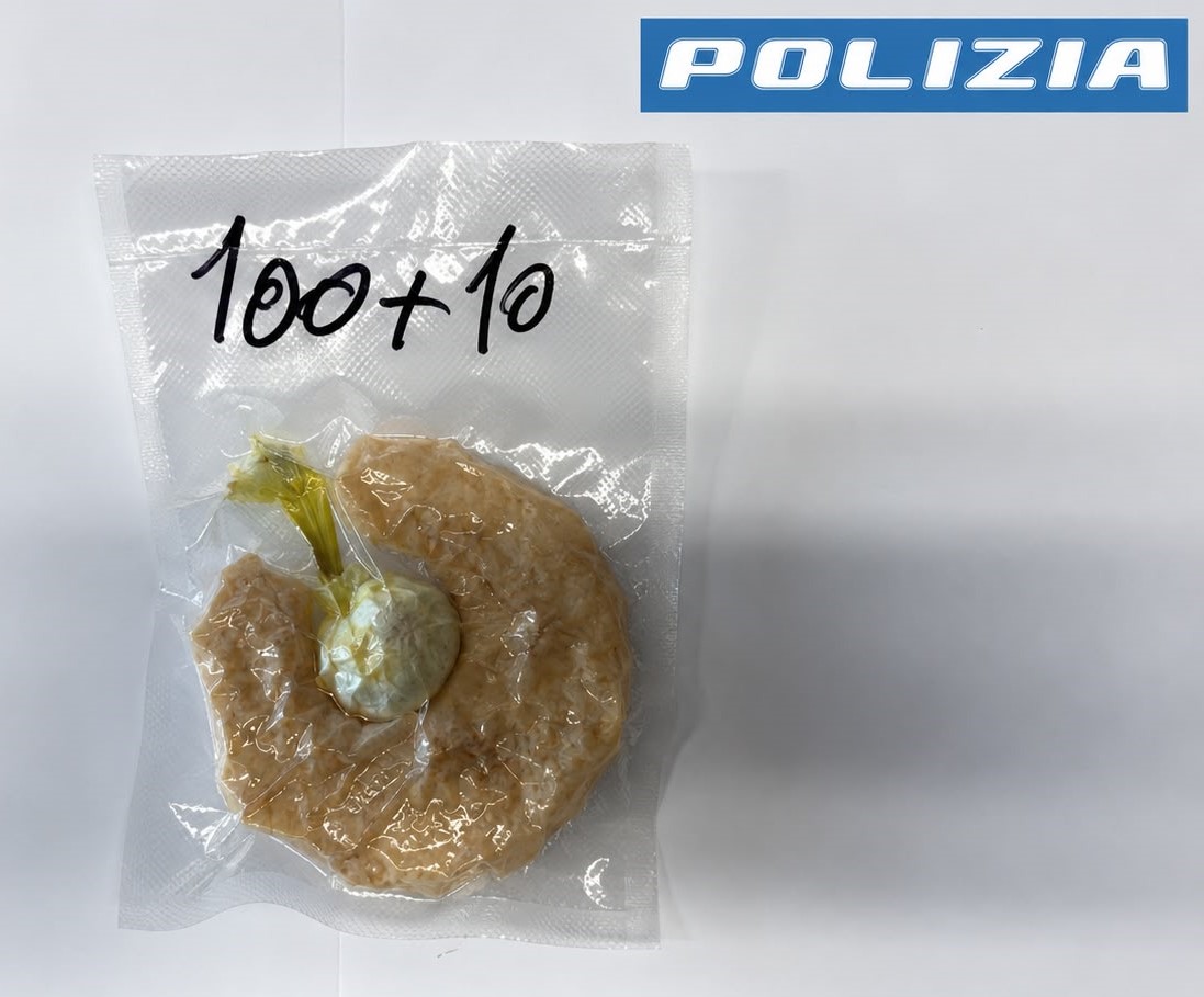 Campobello di Mazara, fermato in autostrada con crack e cocaina: arrestato 37enne