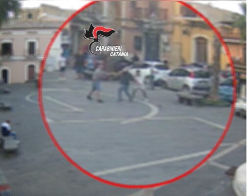 Lite tra vicini finisce nel sangue a Palagonia: 46enne sfregiato al volto, arrestato 60enne per tentato omicidio