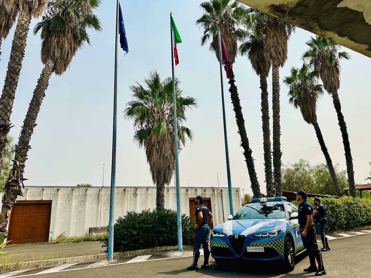 Truffa del finto Carabiniere, anziana derubata di gioielli per 11.500 euro: arrestati due catanesi sull’A19