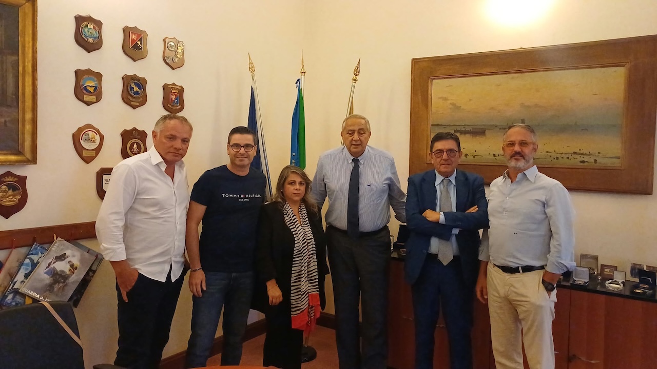 Polemica Prime Comunioni, l’incontro con Lagalla: “A rischio 300 posti di lavoro: una crisi occupazionale senza riflettori”