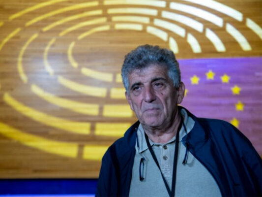 Regionali Sicilia, Renzi lancia Pietro Bartolo: «Lo sosterremo come presidente».