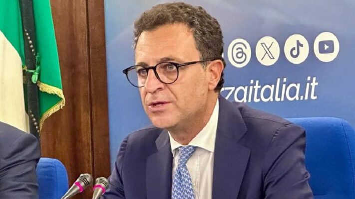 Forza Italia, Nino Minardo sulla possibile candidatura in Sicilia: “Lontano anni luce da questi giochini da House of cards”