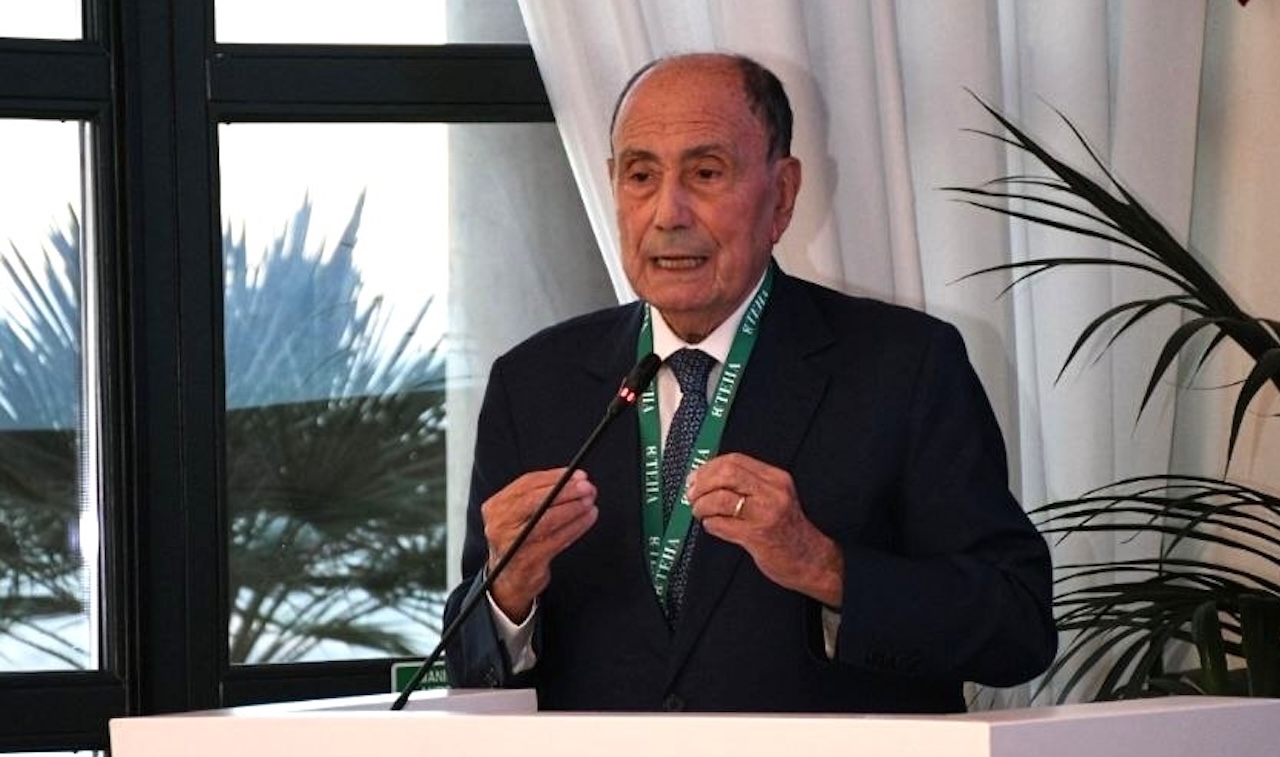 Regione Siciliana, assunzioni bloccate per un mancato aggiornamento informatico. Schifani furioso: “Situazione allucinante, accerteremo le responsabilità”