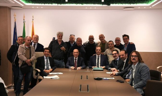 Ex Pip ed ex Keller, svolta per i lavoratori: Schifani annuncia il passaggio a 36 ore dal 2027