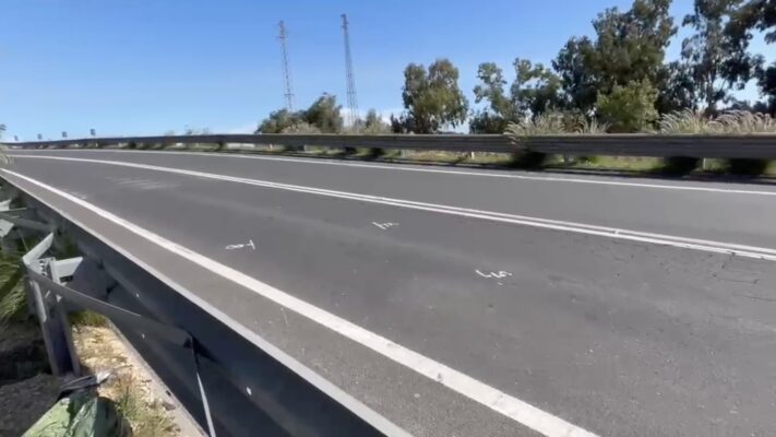 Incidente mortale su Ponte Primo Sole. Donna morta per un frontale