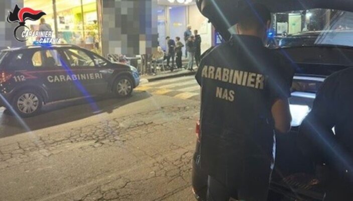 Controlli a Viagrande: irregolarità, carenze igienico-sanitarie in una panineria e violazioni al Codice della Strada