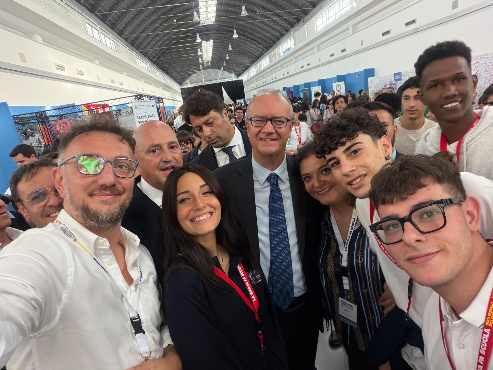 Stati Generali dell’Istruzione a Palermo, gli ITS Academy protagonisti: Valditara applaude, Turano elogia i risultati occupazionali dell’ITS di Catania