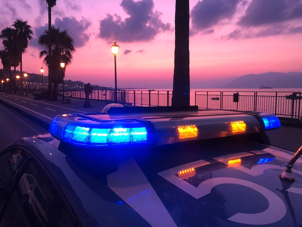 Rocca di Caprileone, non si ferma all’alt e fugge a tutta velocità per le vie del paese: arrestato giovane senza patente