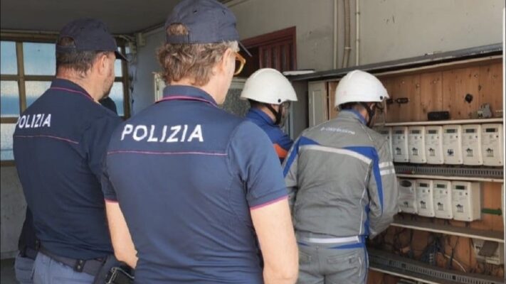 Furto di energia elettrica a Catania: scatta la denuncia per 10 persone a Villaggio Sant’Agata