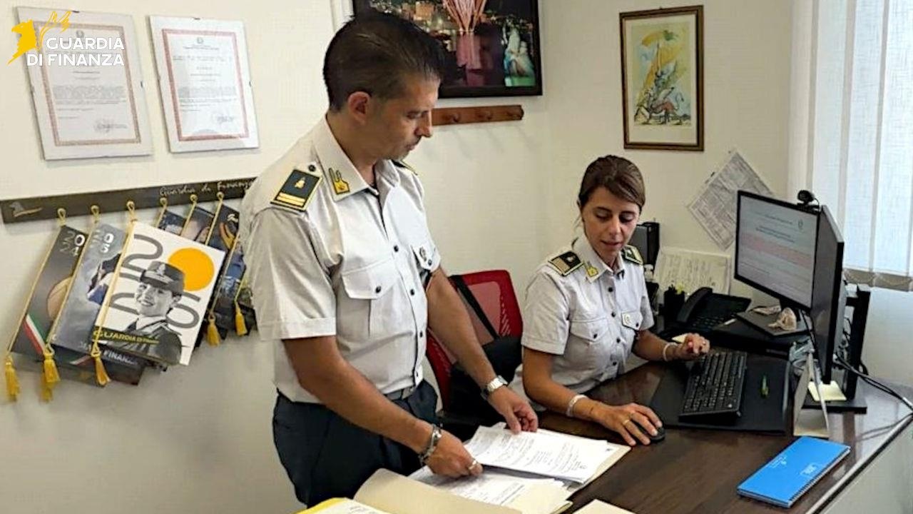 Catania, medico estetico accusato di visite private durante l’orario di lavoro in ospedale: contestato danno erariale da 373mila euro