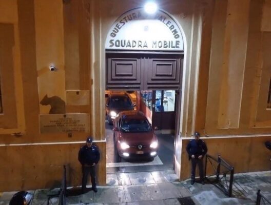 Palermo, presunta corruzione nel settore funebre: 19 misure cautelari e interdittive