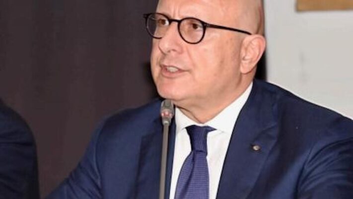 Caso Armao, agli atti c’è una mazzetta intascata al Senato