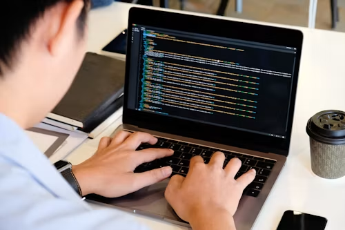 Intermediari: Cosa Fa Davvero Chi Esegue gli Ordini