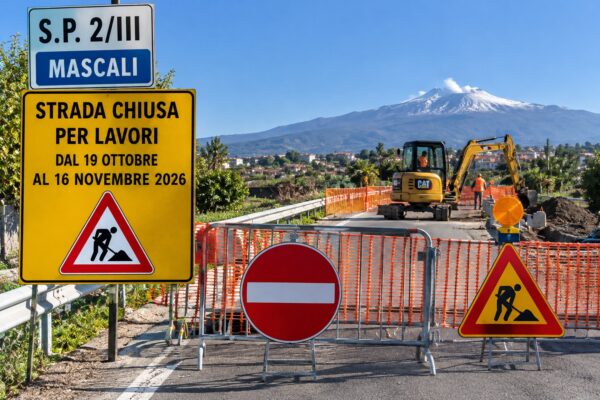 Mascali, chiude per quasi un mese un tratto della Provinciale 2/III: stop al traffico dal 19 ottobre al 16 novembre