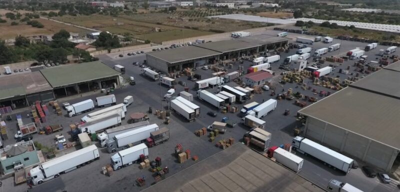 Sciopero autotrasportatori, paralizzato il mercato ortofrutticolo di Vittoria: tir fermi e tonnellate di prodotti a rischio