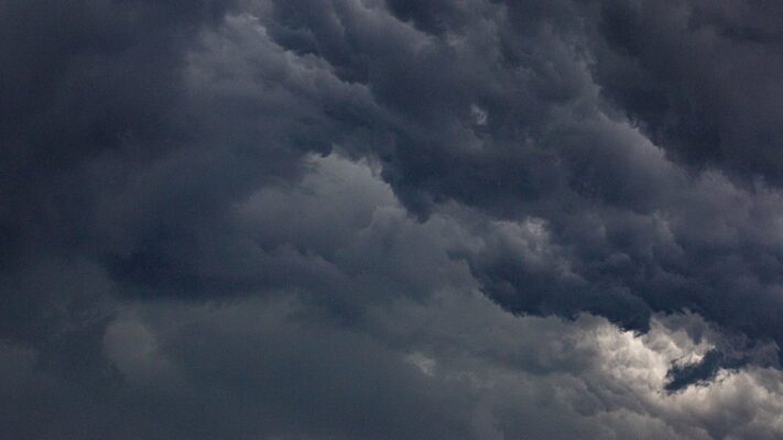 Meteo Sicilia, cieli grigi e precipitazioni sparse sull’intera isola