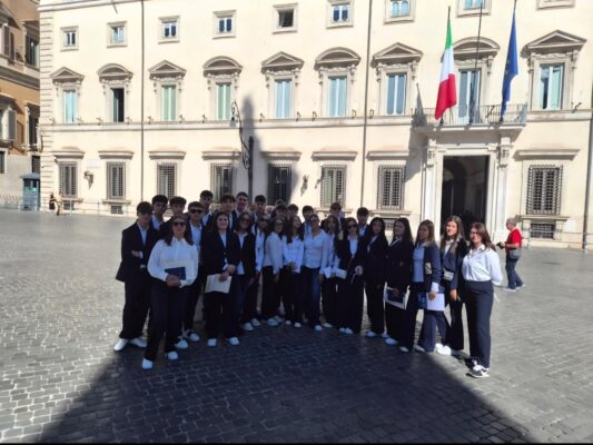 Il Liceo Galileo Galilei di Catania a Montecitorio per l’80º anniversario della Costituzione: un’esperienza unica