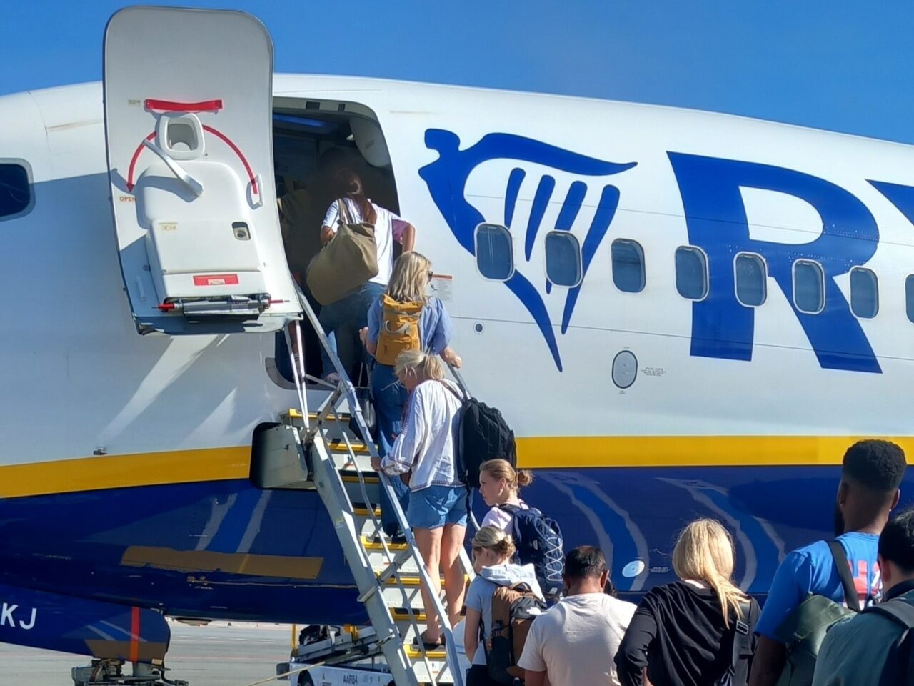 Ritardo record per un volo Trapani-Roma, scattano i rimborsi