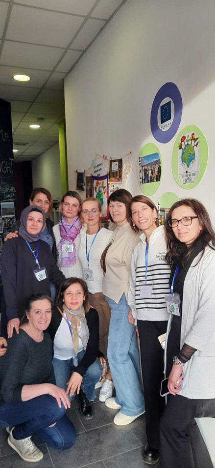L'istituto "La Mela Mazzini" di Adrano partecipa al progetto Erasmus "Let's protect nature with Stem"