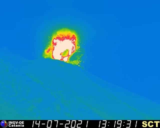 Esplosione Stromboli copertina