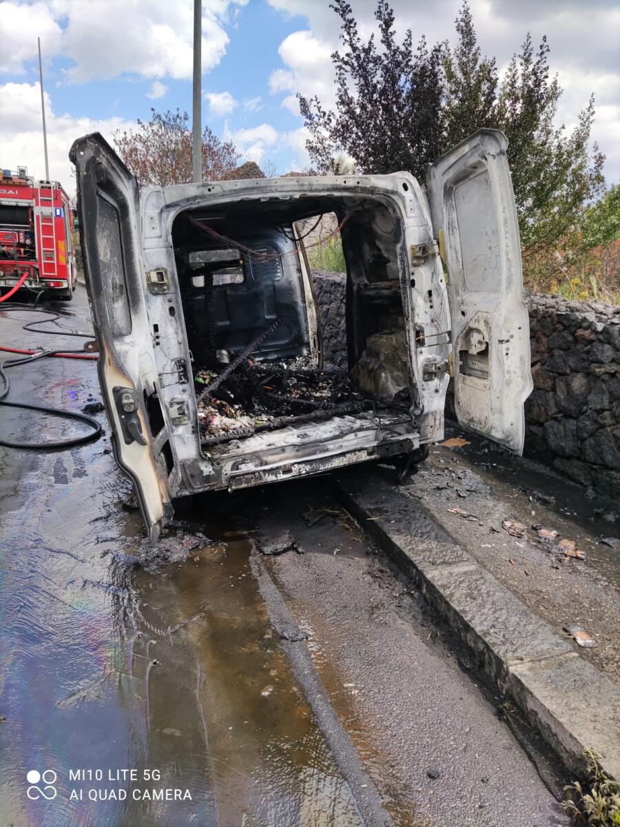 Incendio Paternò 20 aprile 2021 4