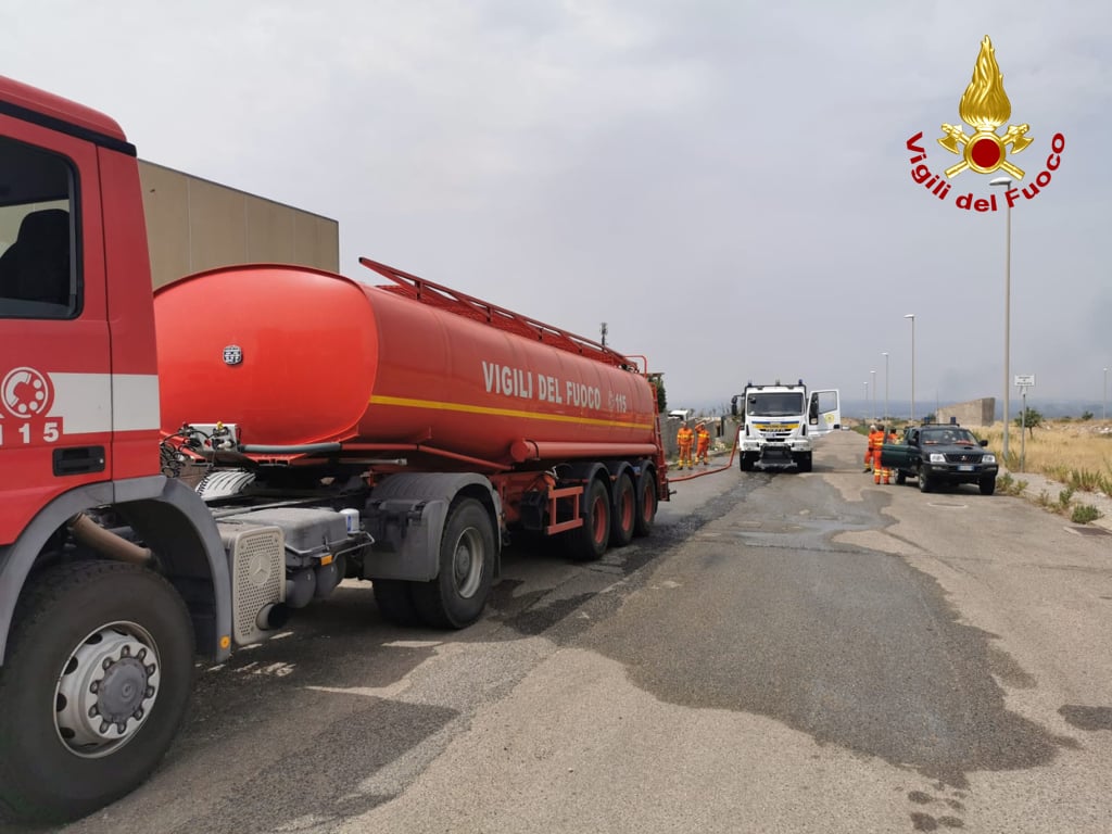 Santu Lussurgiu incendi foto vigili del fuoco (1)