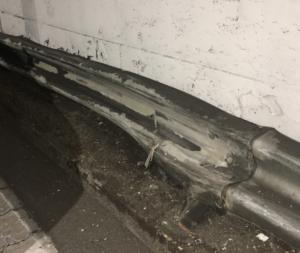 Catania, incidente da paura alla circonvallazione: auto cappotta e slitta per 60 metri - FOTO