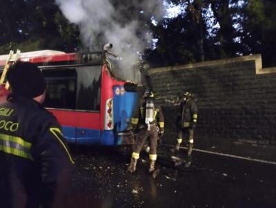 Autobus incendio Catania 6