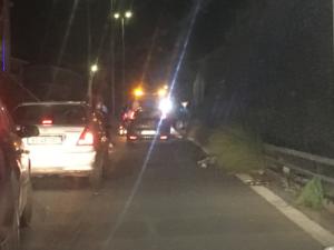 Catania, incidente da paura alla circonvallazione: auto cappotta e slitta per 60 metri - FOTO