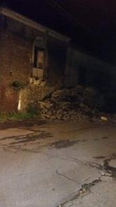 crolli terremoto 26 dicembre 2018 Santa Venerina Zafferana