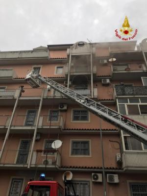 Incendio Largo Umberto Spadaro Catania