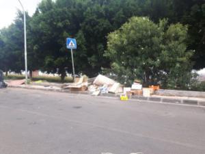 Immondizia via Calipari 2