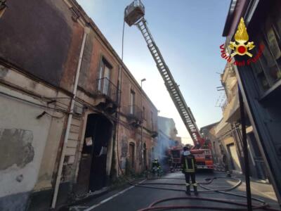 Incendi a Catania 30 luglio (6)