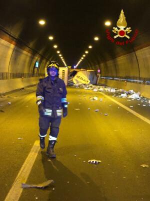 Incidente Catania-Siracusa galleria San Demetrio 5