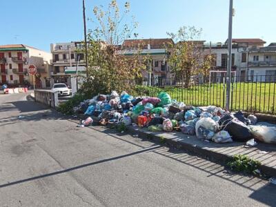 Alcuni scatti dei rifiuti a Mascali