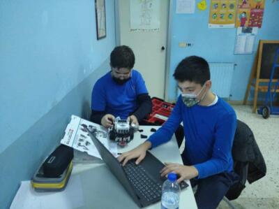 Alcuni momenti di attività robotica