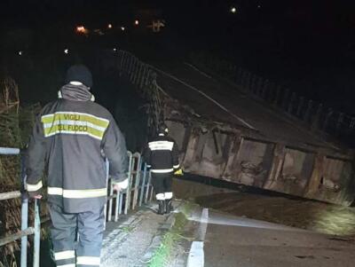 crollo ponte fiume san Bartolomeo 11 dicembre 2021